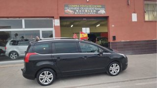 Peugeot 5008 2014