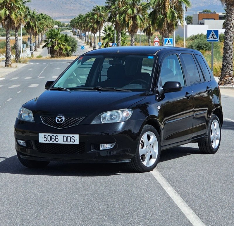 Mazda 2 2005 - foto 1