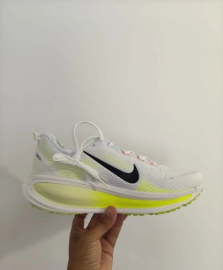 Nike Vomero 18 Talla 45.5