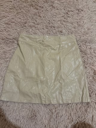 Falda efecto piel beige