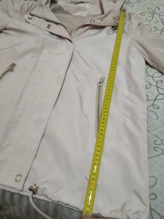 Chaqueta chubasquero de Sfera Talla S/M
