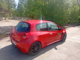 Renault Clio Sport 197
