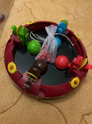 Juego tragabolas