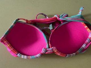 Bikini multicolor con brillos