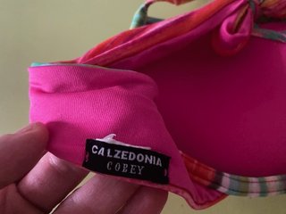 Bikini multicolor con brillos