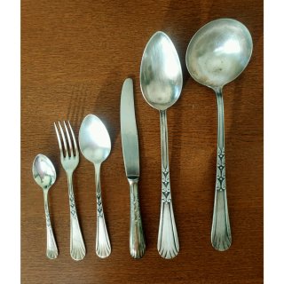 Juego 8 cubiertos antiguos plata