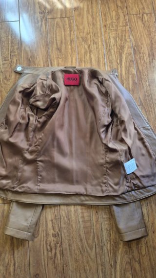 Chaqueta de cuero Hugo Boss Talla M