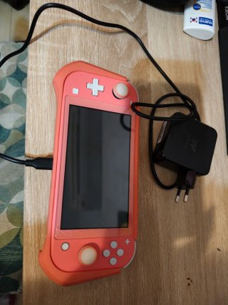 Nintendo Switch Lite Coral Rosa