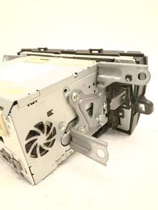 Sistema audio / radio cd TOYOTA PRIUS (ZVW30)