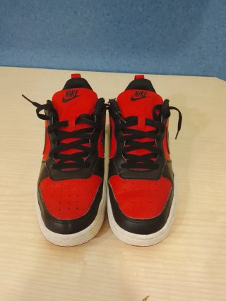 Zapatillas Nike Rojas y Negras