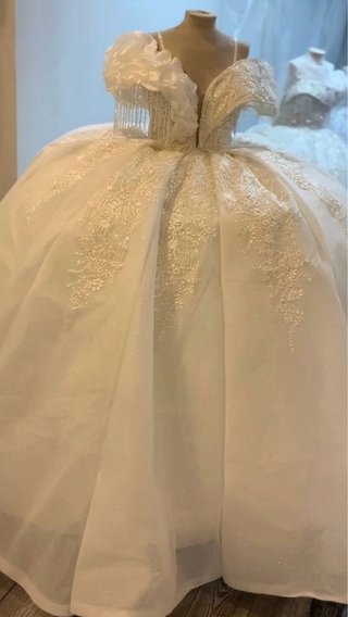 Vestido de Novia Gitana con velo sin estrenar