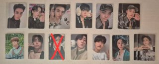Stray kids photocards