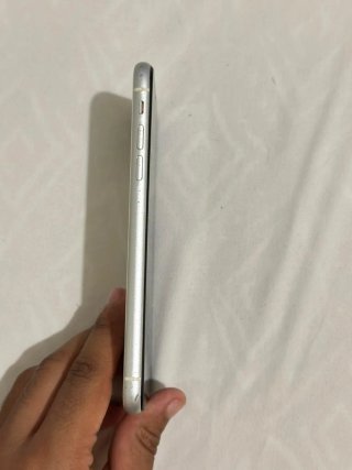 iPhone 11 Apple