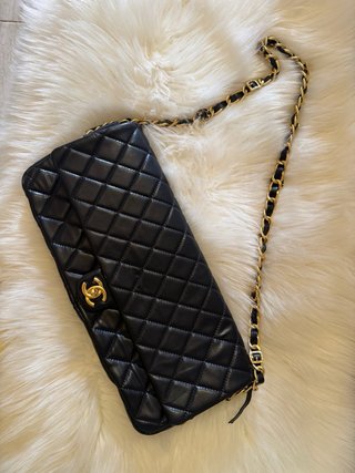 Bolso Chanel Classic East-West Negro Dorado