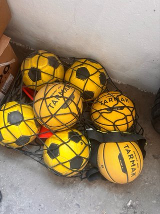 Lote Pelotas Fútbol y Baloncesto Amarillas