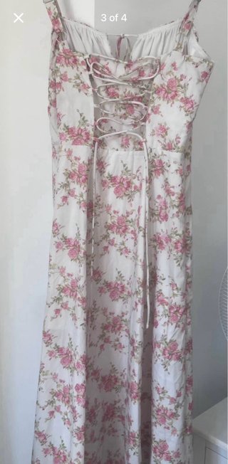 Vestido floral rosa y blanco talla S