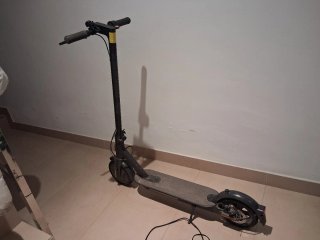 Patinete Eléctrico Negro