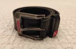 Cinturón Quiksilver talla M Negro Hebilla Metálica
