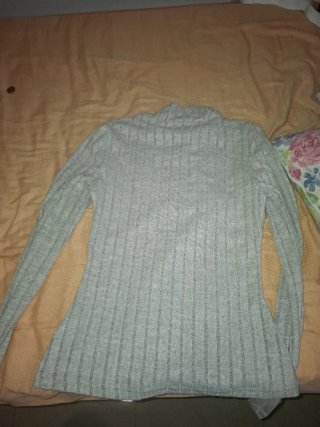 Jersey Shein gris suave pelo