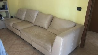 Divano angolare in pelle beige
