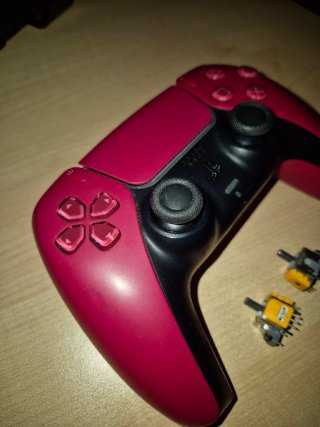Controller PS5 con analogici anti drift