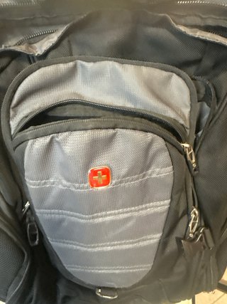 Mochila Swiss Gear Airflow Negra