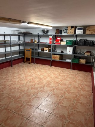 Bar-Restaurante con vivienda – 250 m²