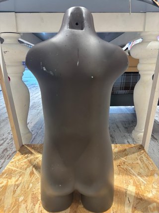 Busto maniquí niño