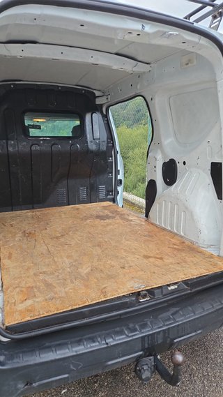 Dacia Dokker 1.6 Bifuel GLP + vaca + bola remolque
