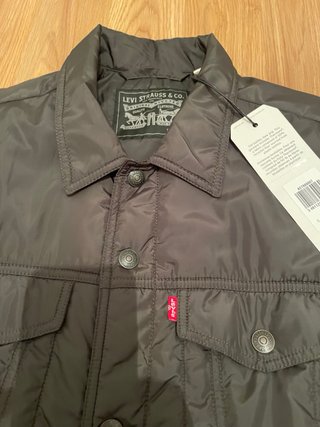 Chaqueta Levi's Negra Ligera
