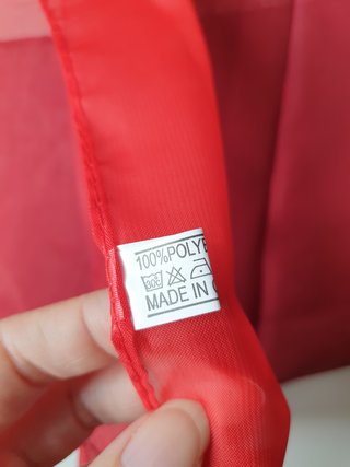 Pañuelo degradado rojo y negro