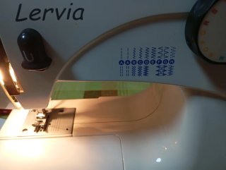 Máquina de coser Lervia KH 564 - Poco uso