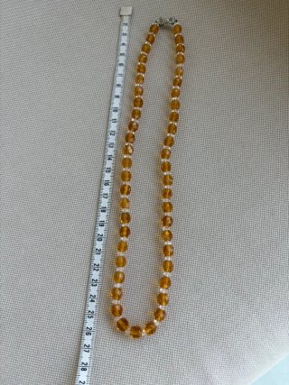 Collar de ámbar y cristal