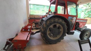 Tractor Massey Ferguson Rojo
