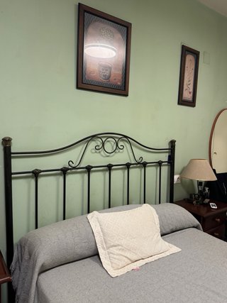 Cabecero de cama de metal forjado  Medida: 1,5