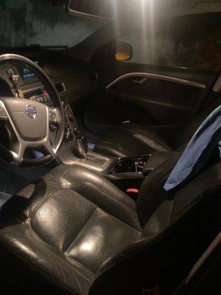 Volvo V70 2012