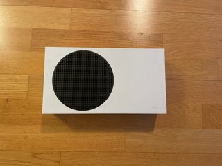 Xbox Series S + Mando Blanco