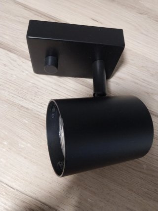 2 Focos LED negros regulables