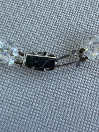 Collar de dos hileras de cristal
