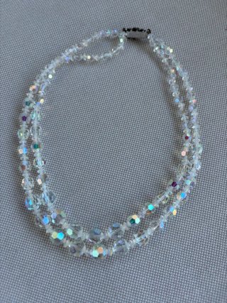 Collar de dos hileras de cristal