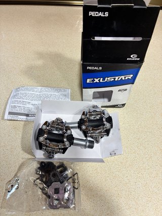 Pedales Exustar EPM-211