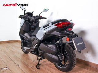 YAMAHA X-MAX 300 TECH MAX