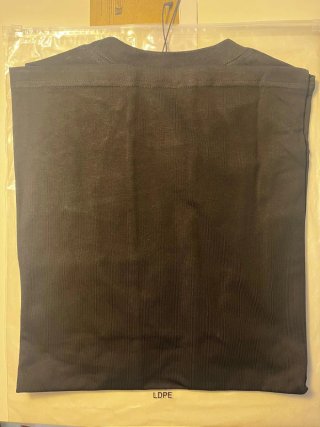 Camiseta Carhartt negra basica