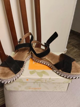 Sandalias negras Porronet