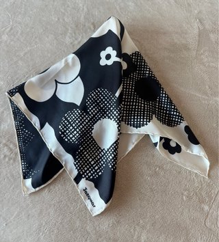 Foulard seta Jacqmar vintage panna e nero
