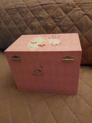 Caja de música bailarina rosa