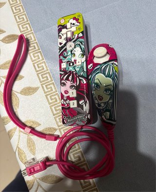 Mando Wii Monster High