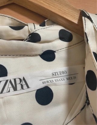 Blusa Zara lunares