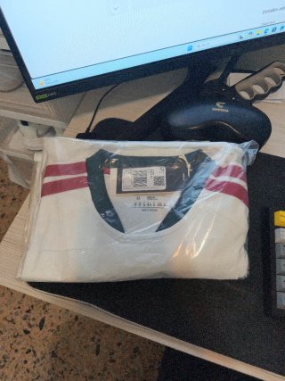 Camiseta Real Madrid Talla M, equipación de clubes