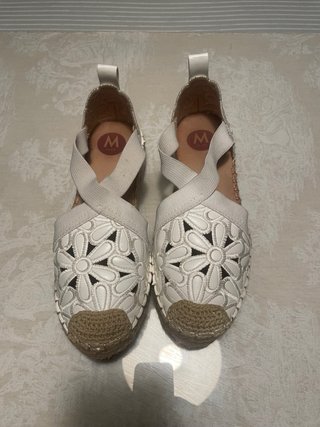 Alpargatas blancas verano mujer